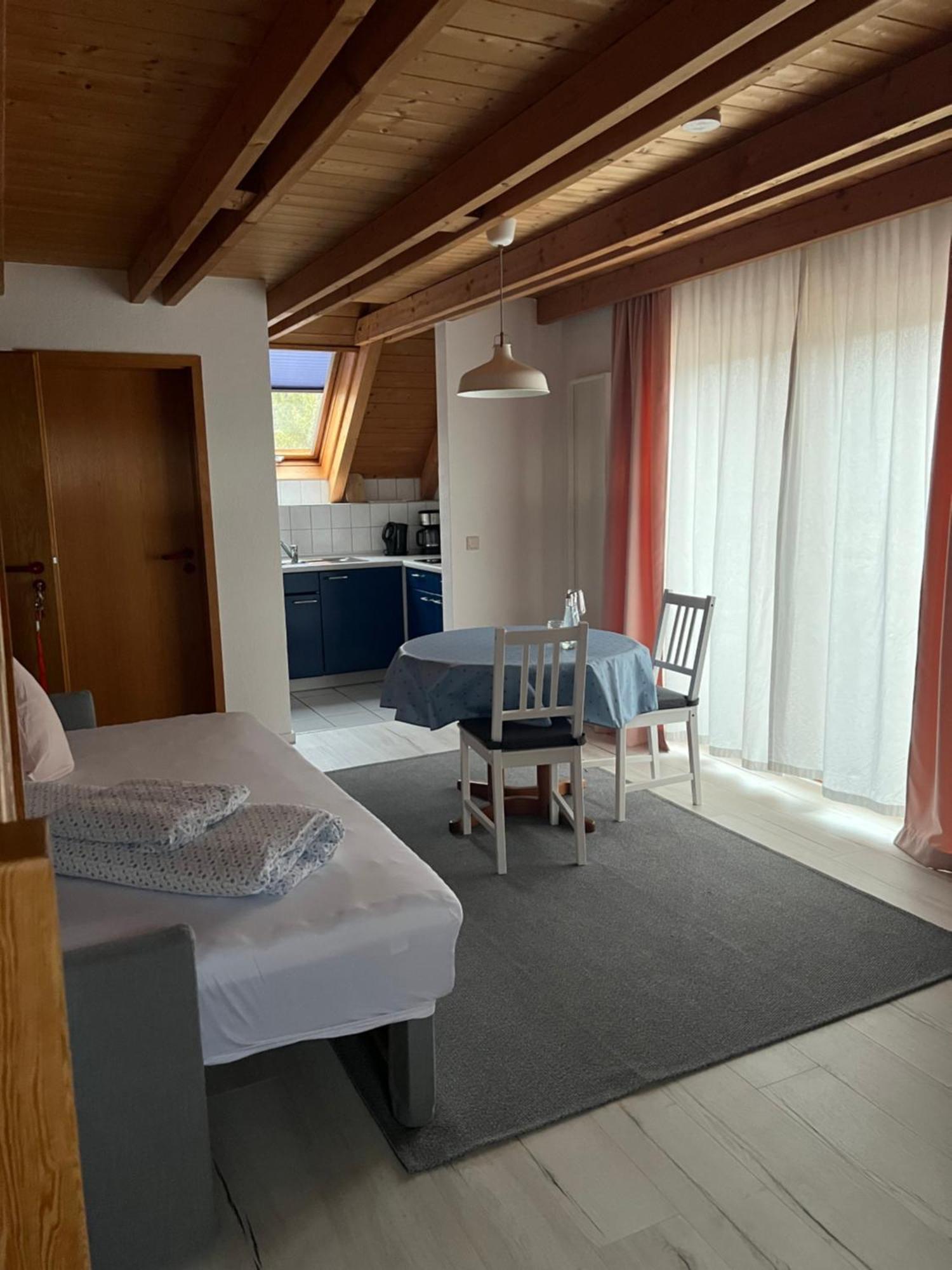 Gaestehaus Elisabeth Weisenheim am Sand Exteriör bild